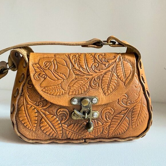 Vintage Leather Hand Tooled Medium Shoulder Bag - Picture 2 of 6